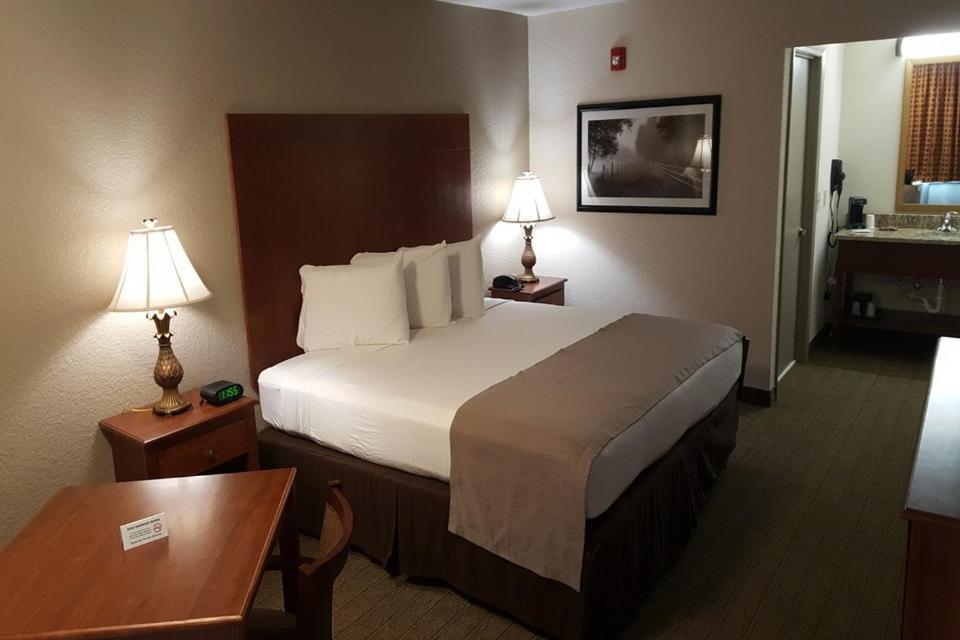 Econo Lodge Vidalia photo 58