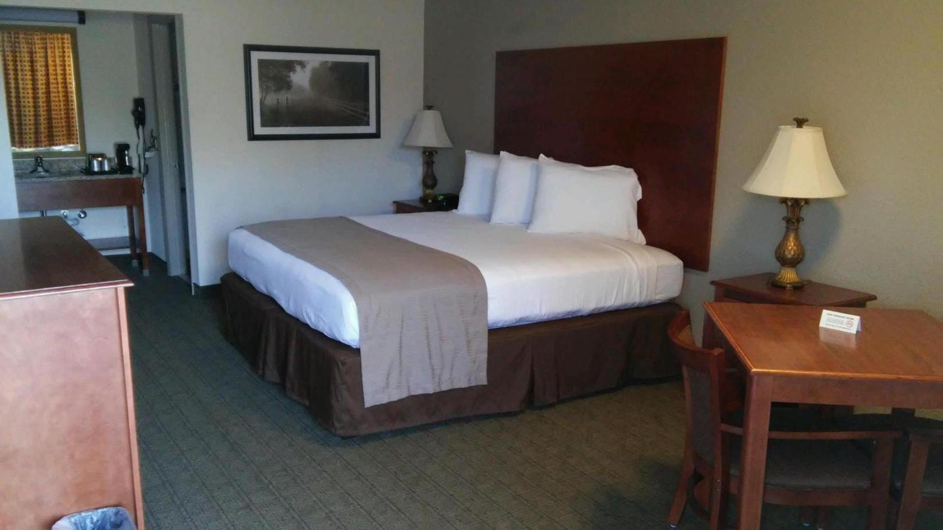 Econo Lodge Vidalia photo 59