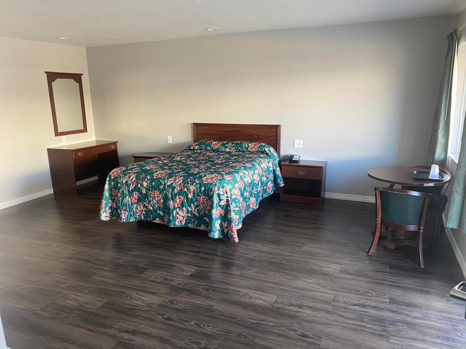 Sun Valley Inn photo 17