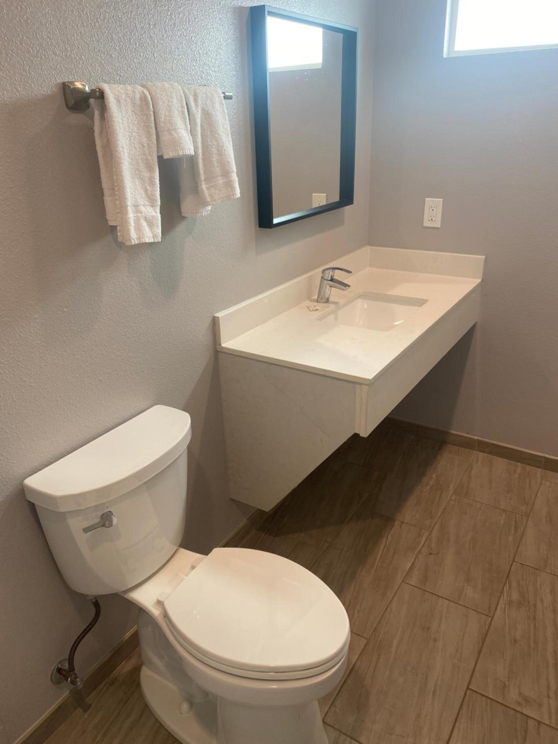 Sun Valley Inn photo 5