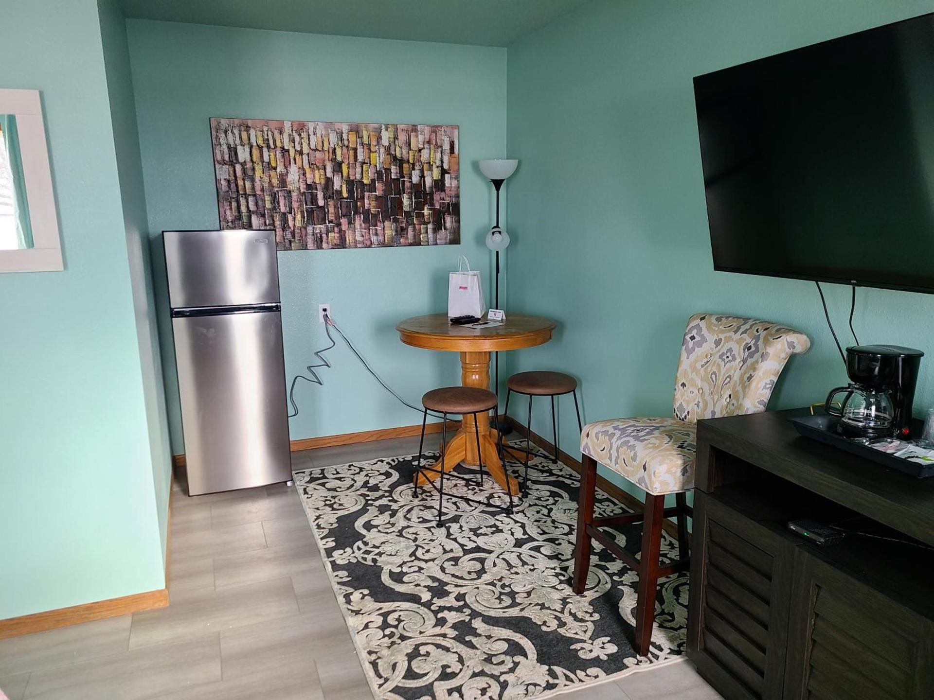 Viking INN Clara City photo 1