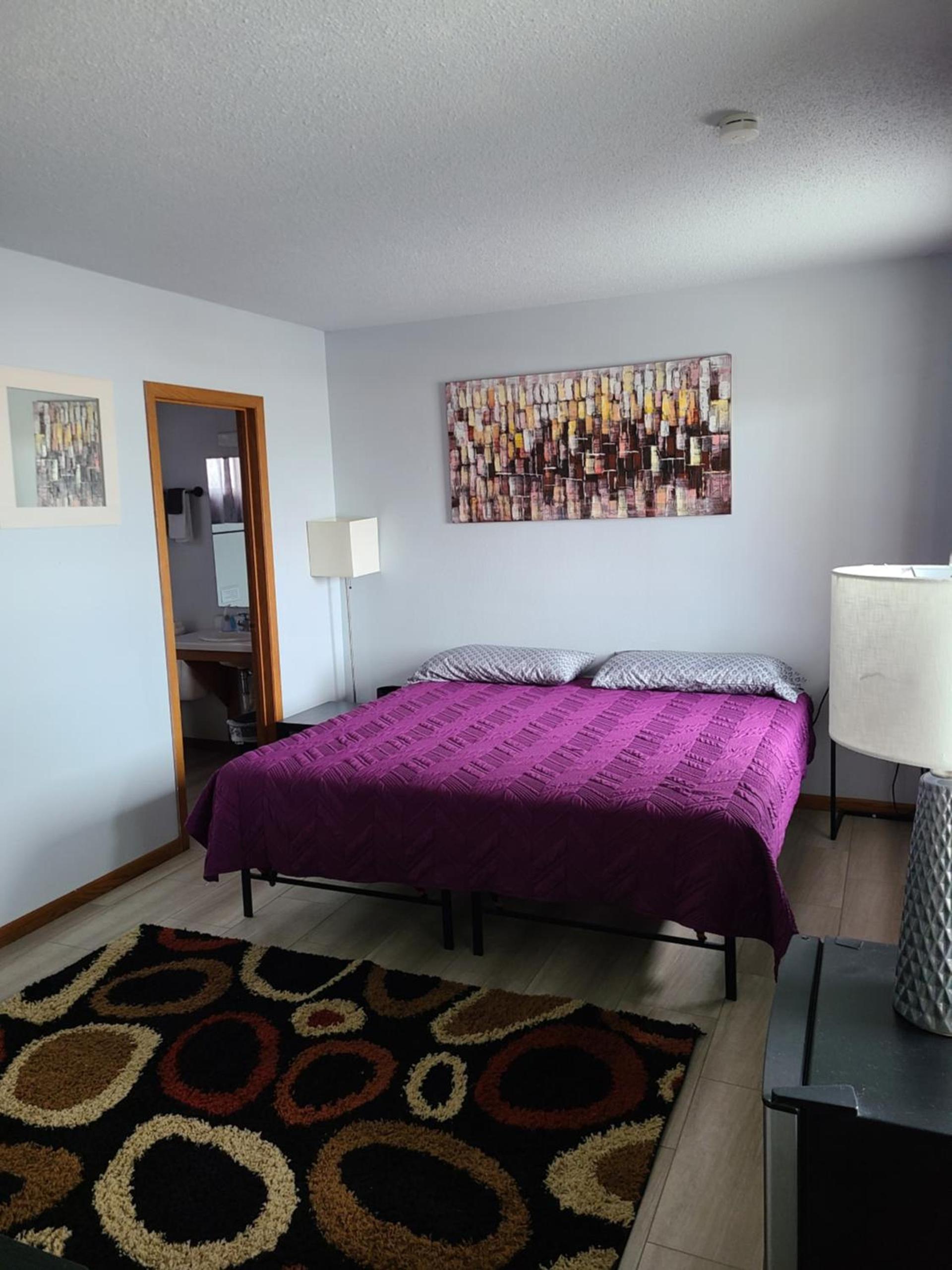 Viking INN Clara City photo 5
