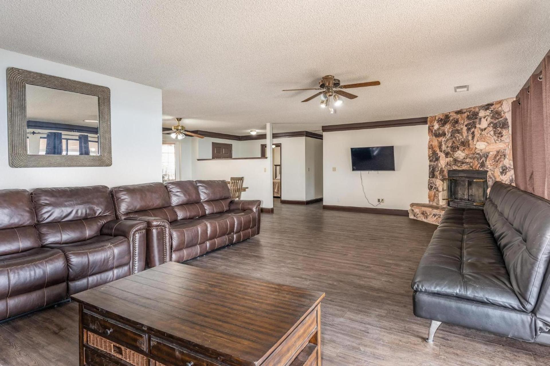 Mountain Trail Lodge and Vacation Rentals photo 23