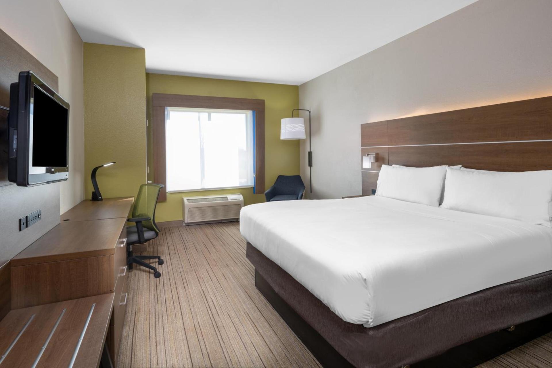 Holiday Inn Express & Suites Dallas East - Fair Park by IHG photo 7