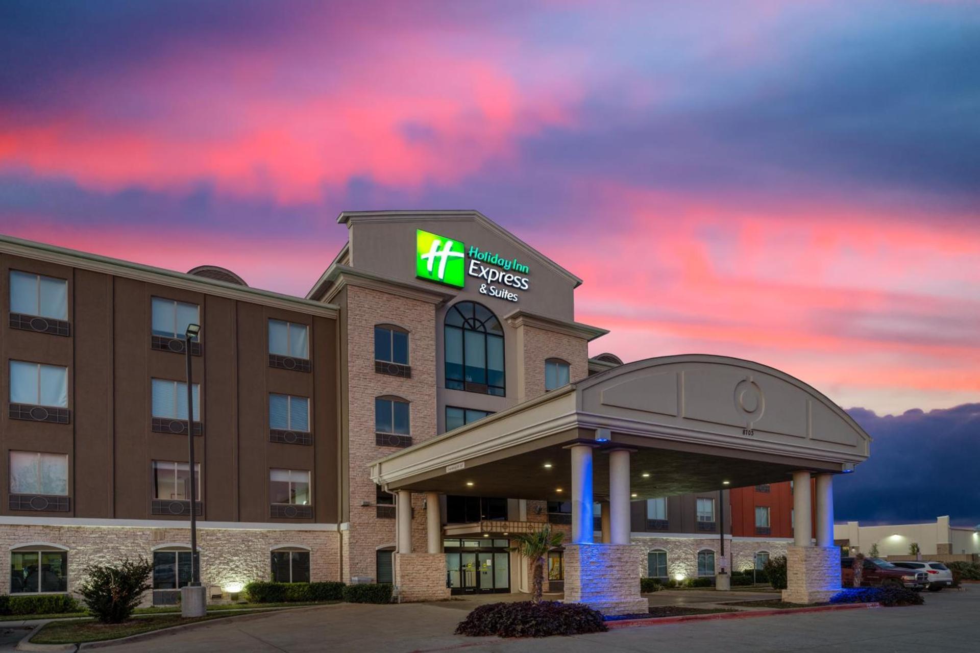 Holiday Inn Express & Suites Dallas East - Fair Park by IHG photo 36