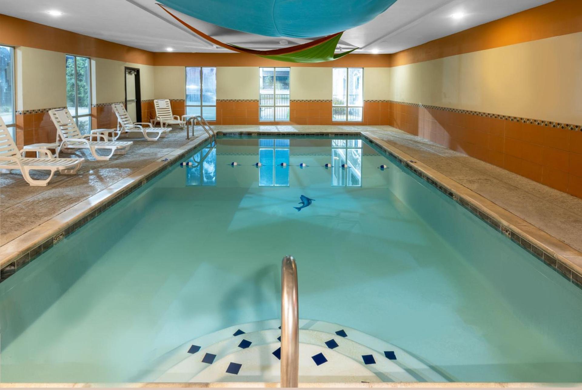 Holiday Inn Express & Suites Dallas East - Fair Park by IHG photo 47