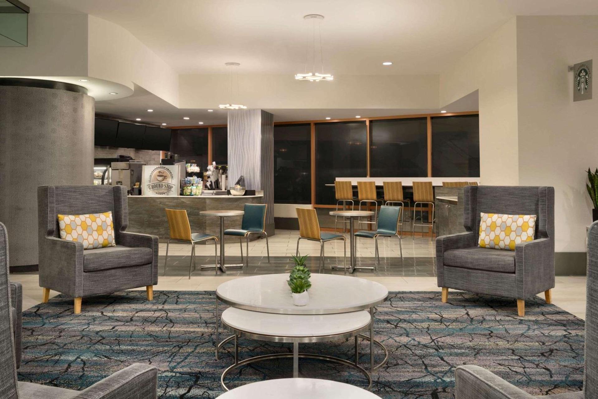 Wyndham Grand Pittsburgh photo 5
