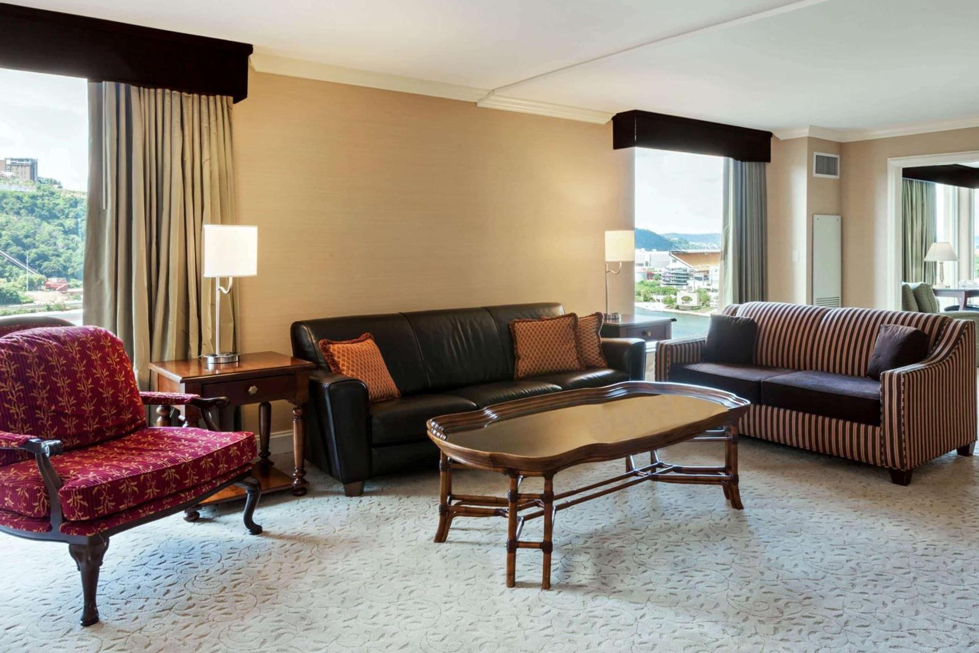 Wyndham Grand Pittsburgh photo 18