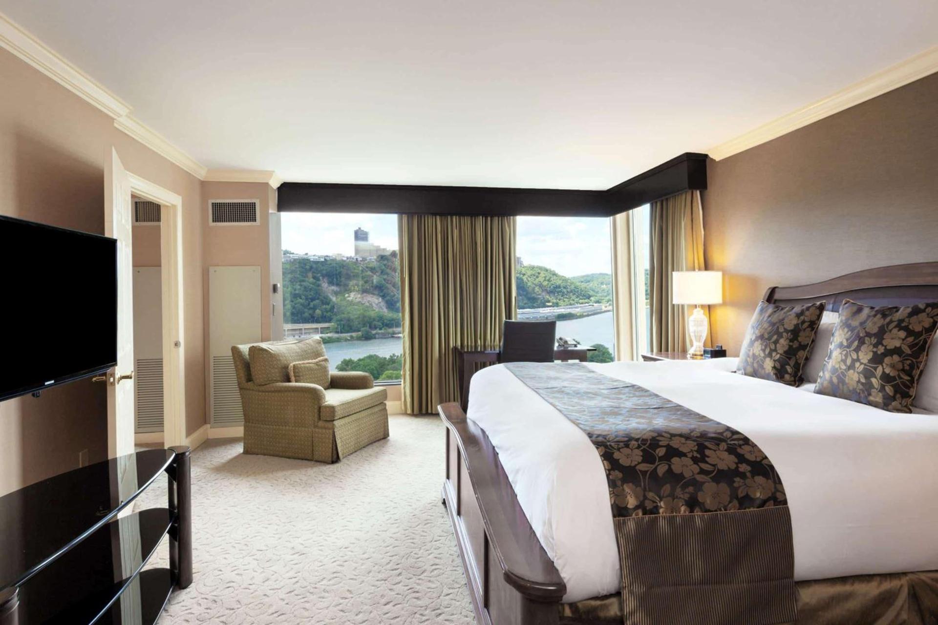 Wyndham Grand Pittsburgh photo 21