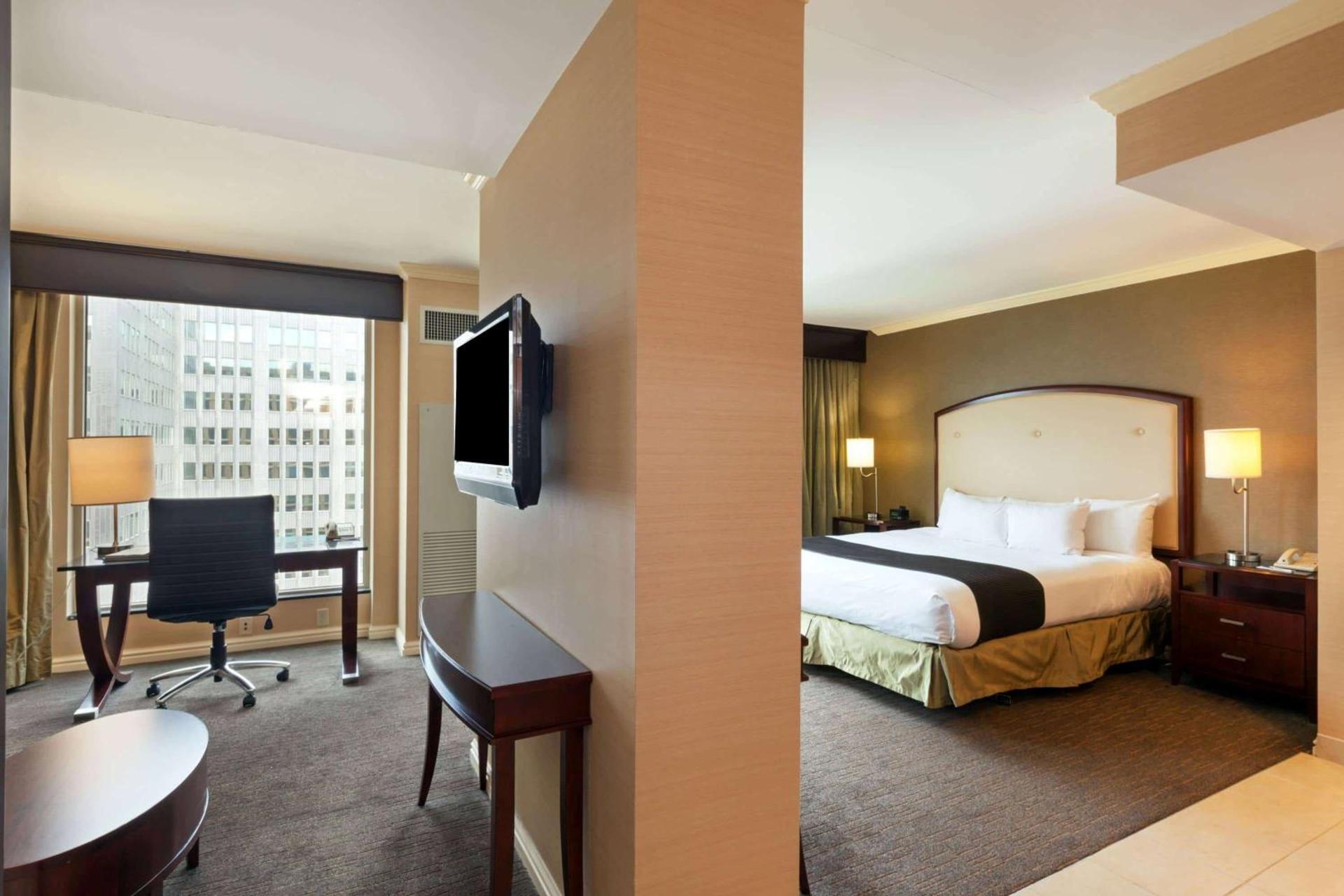 Wyndham Grand Pittsburgh photo 3