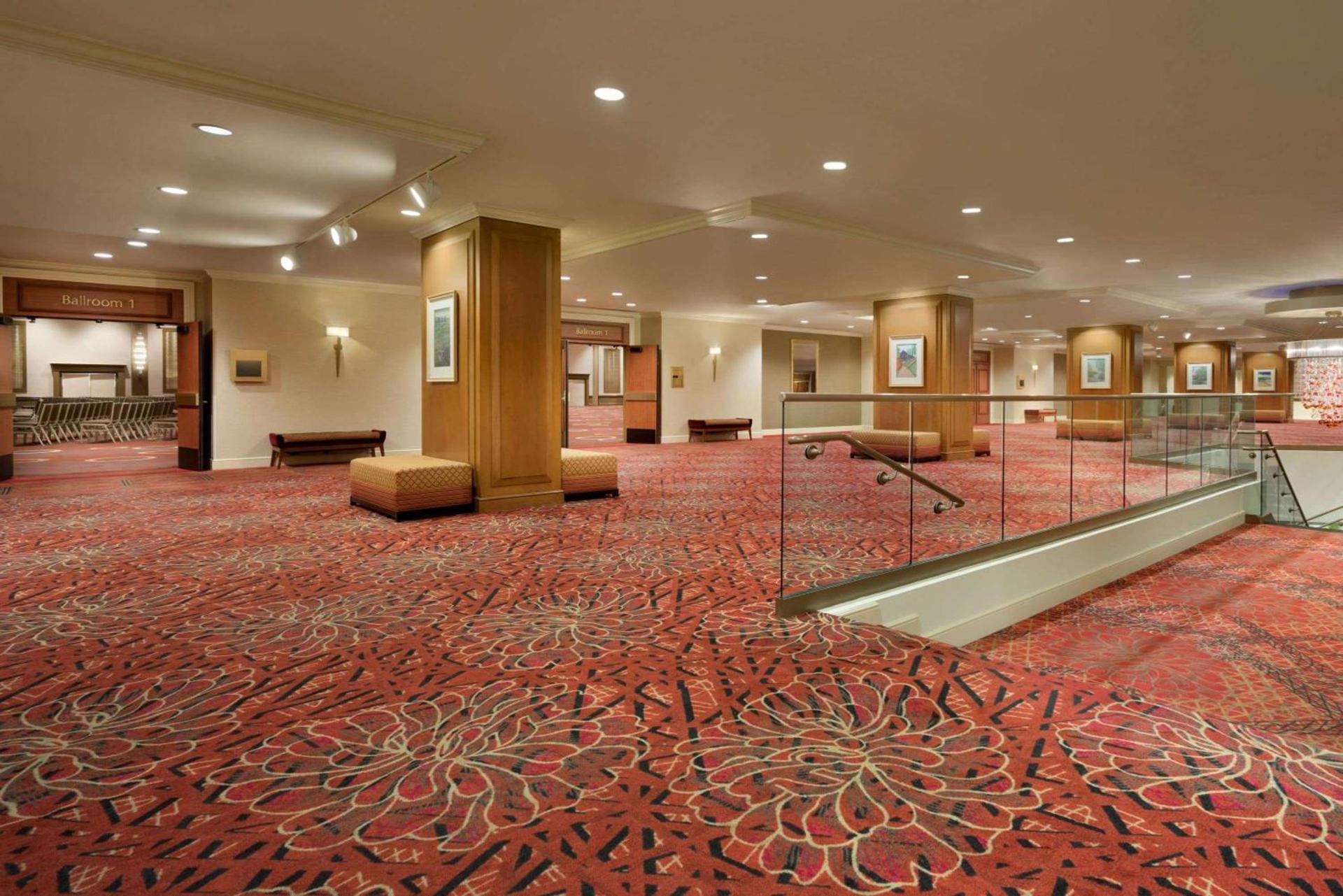 Wyndham Grand Pittsburgh photo 37