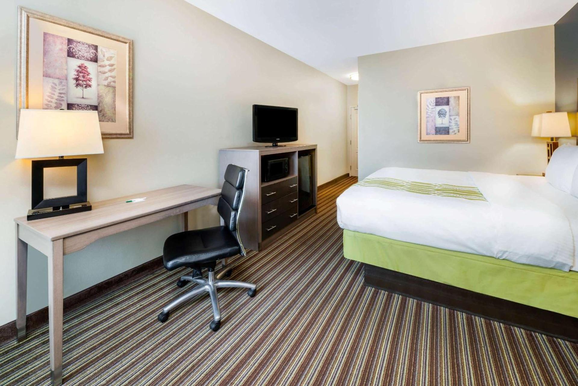 La Quinta Inn & Suites by Wyndham Broussard - Lafayette Area photo 24