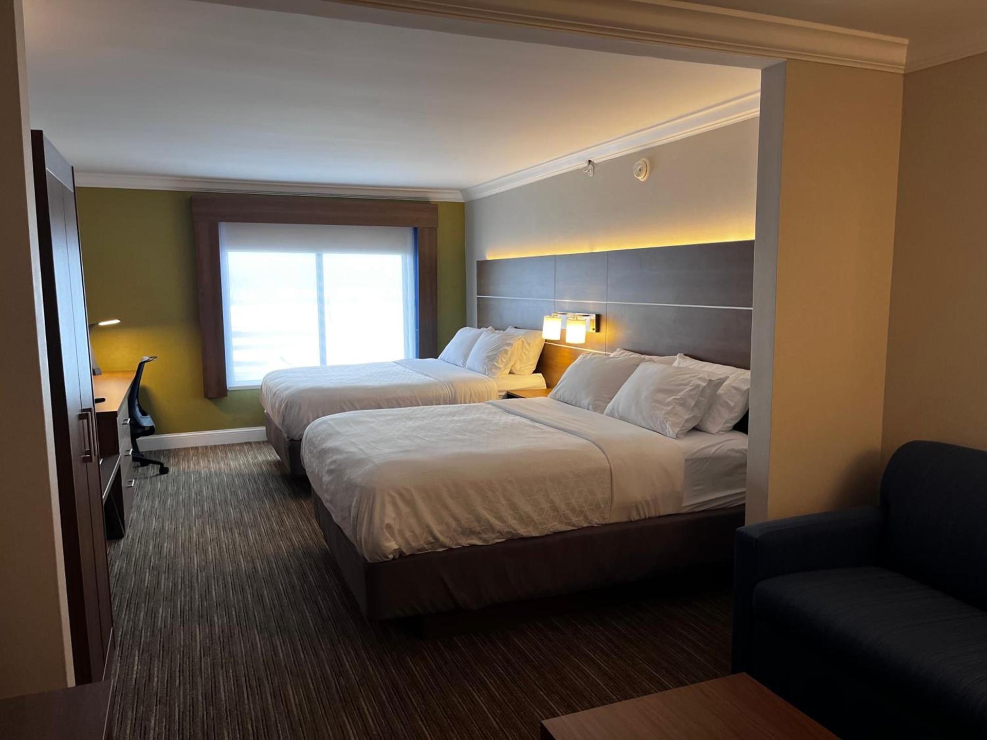 Holiday Inn Express & Suites Williamsport by IHG photo 7