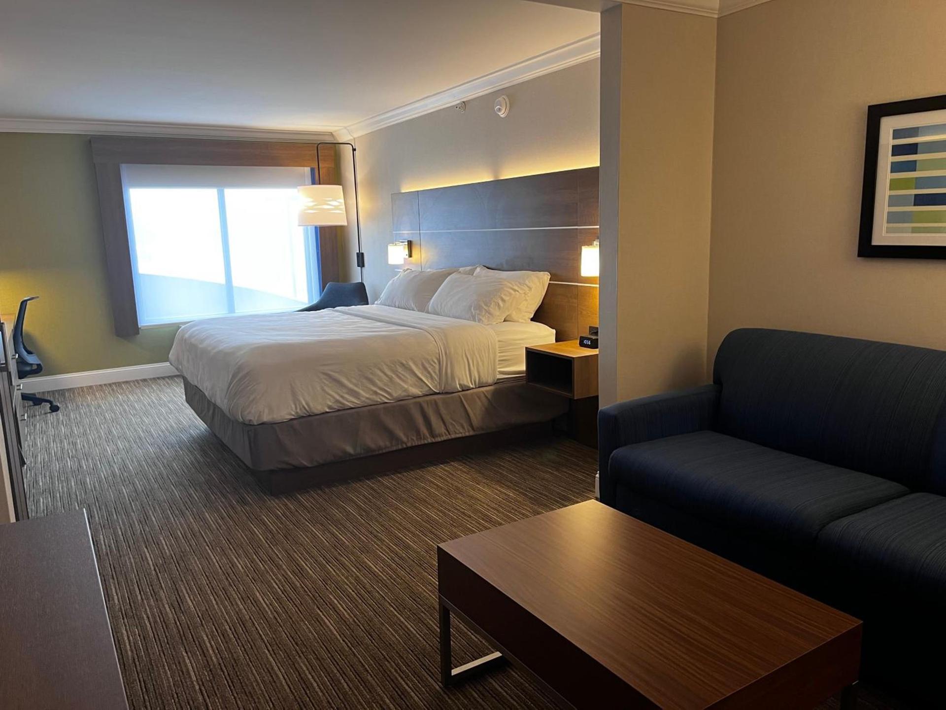 Holiday Inn Express & Suites Williamsport by IHG photo 5