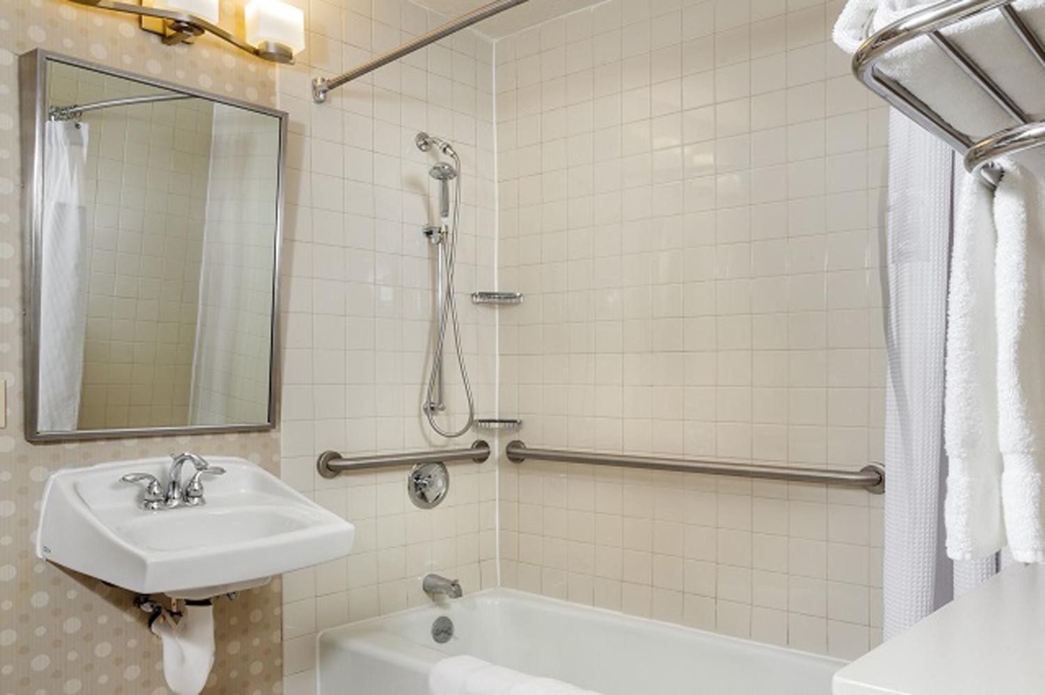 Concord Plaza Hotel photo 67