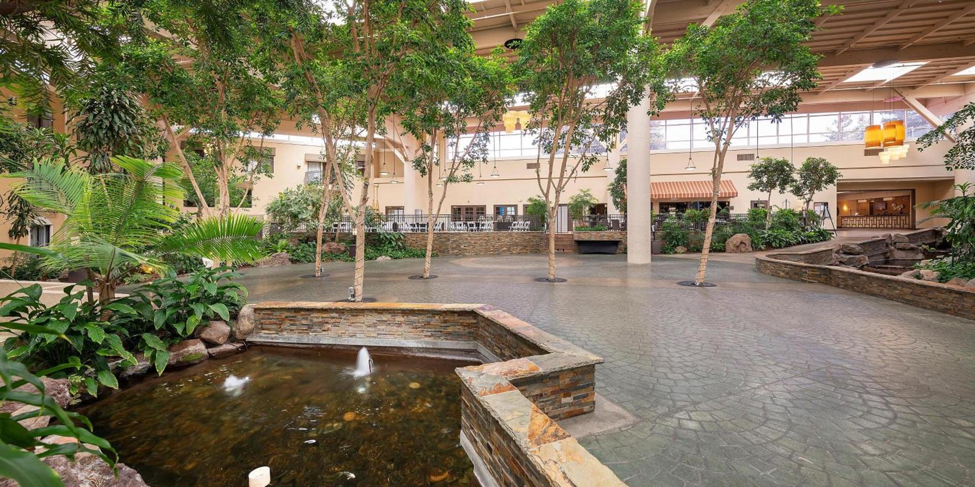 Concord Plaza Hotel photo 5