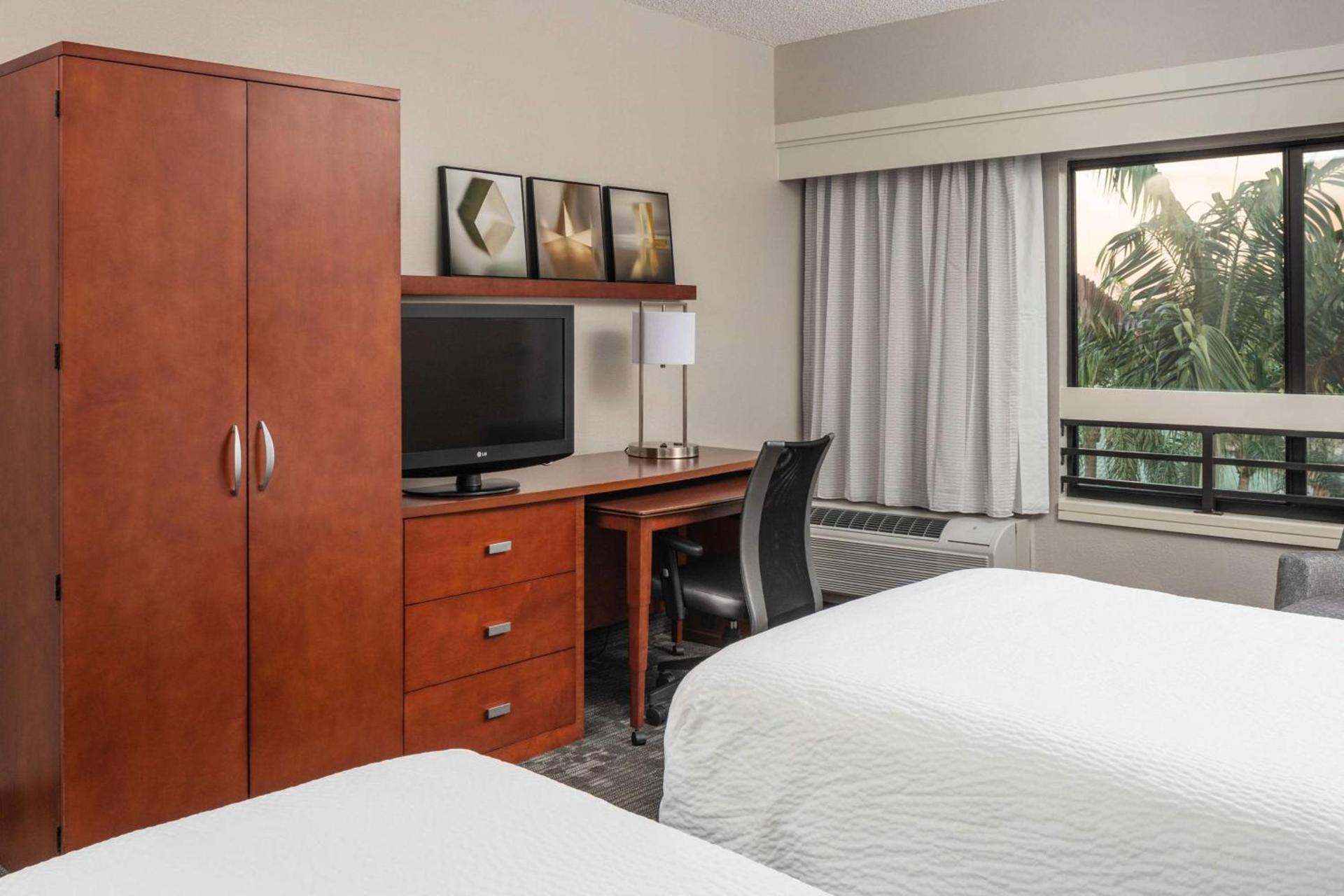 Sonesta Select Miami Lakes photo 9