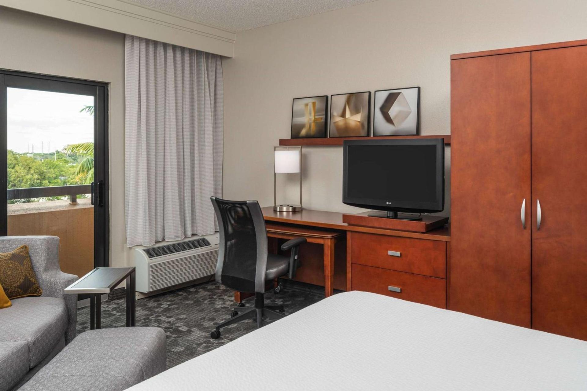 Sonesta Select Miami Lakes photo 11