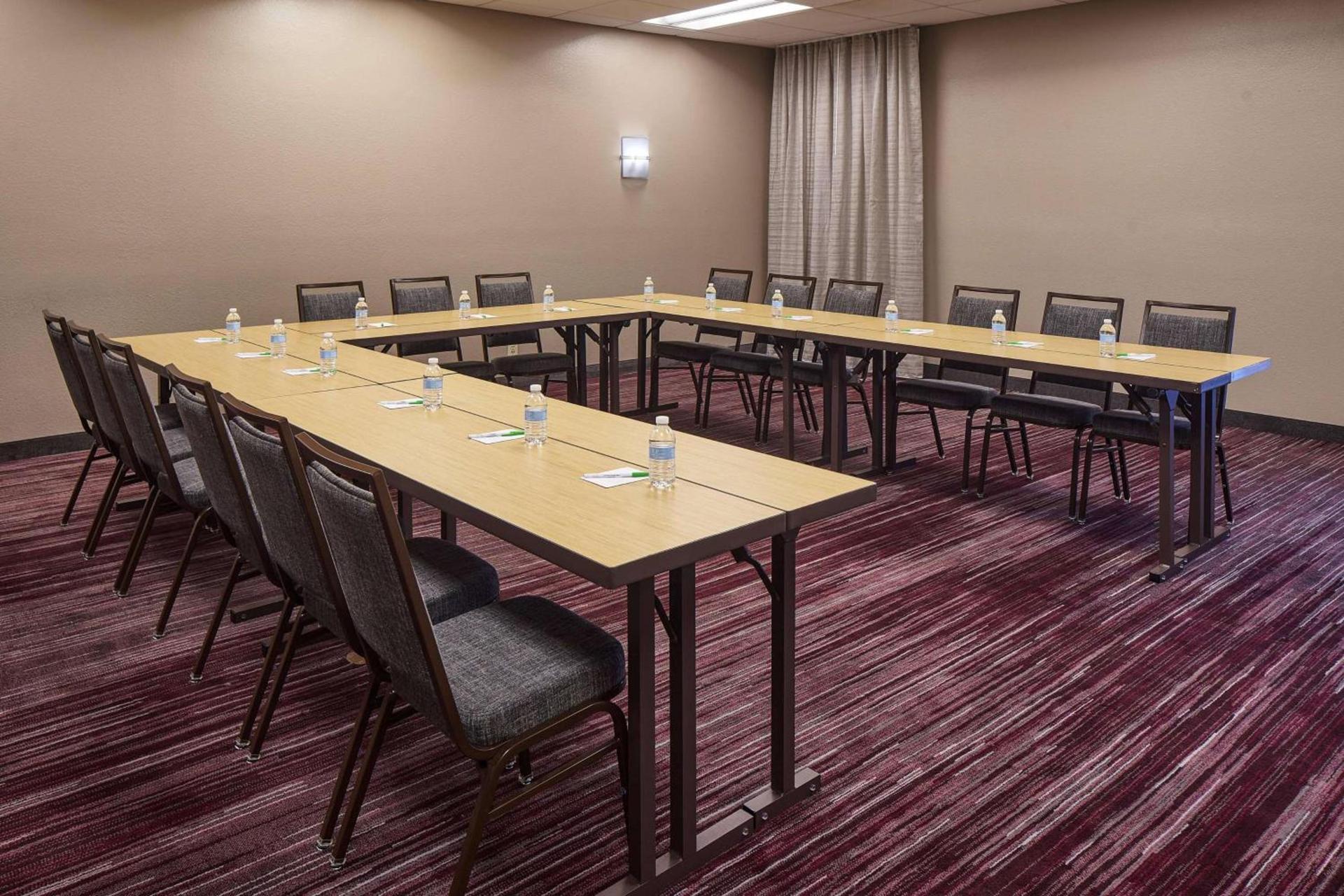 Sonesta Select Miami Lakes photo 24
