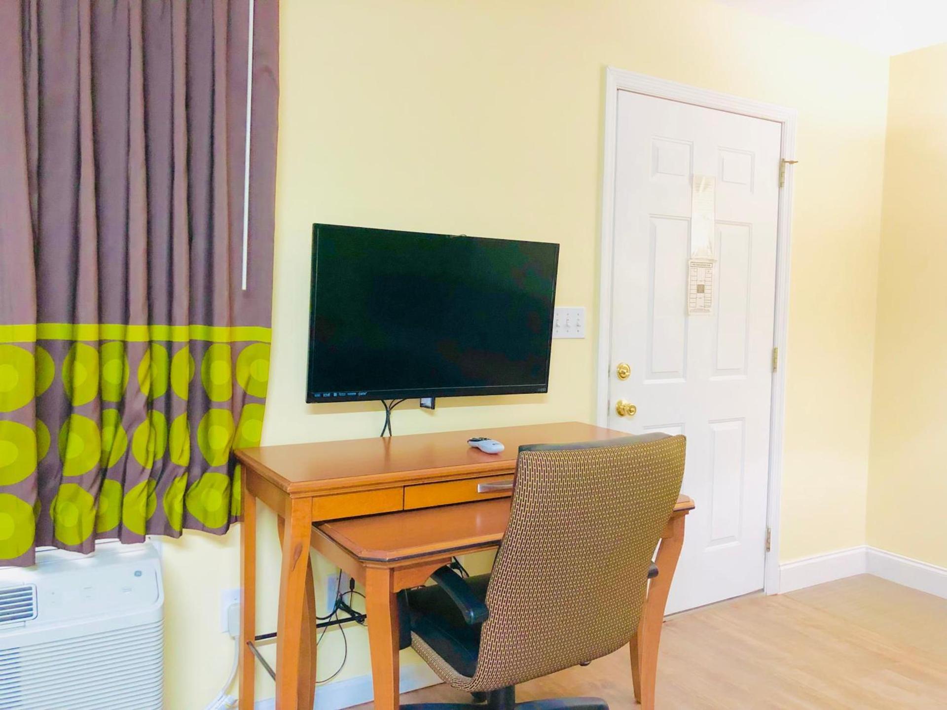 Classic Suites - Cleveland photo 10