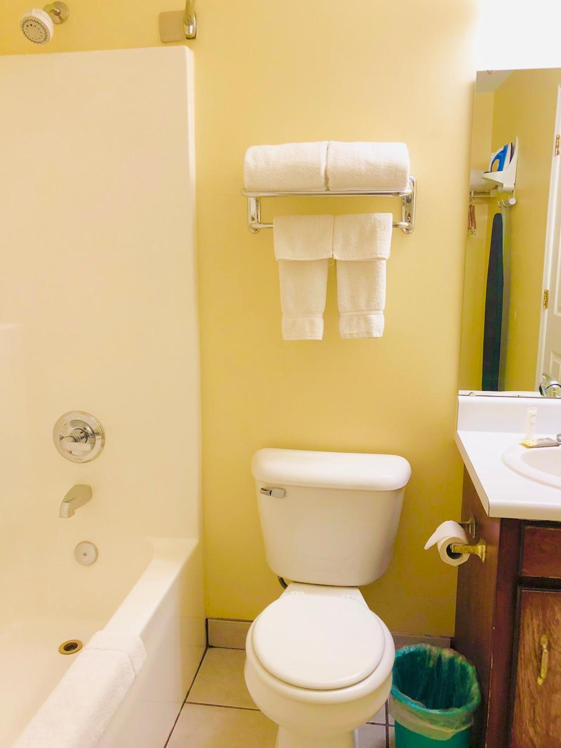 Classic Suites - Cleveland photo 6