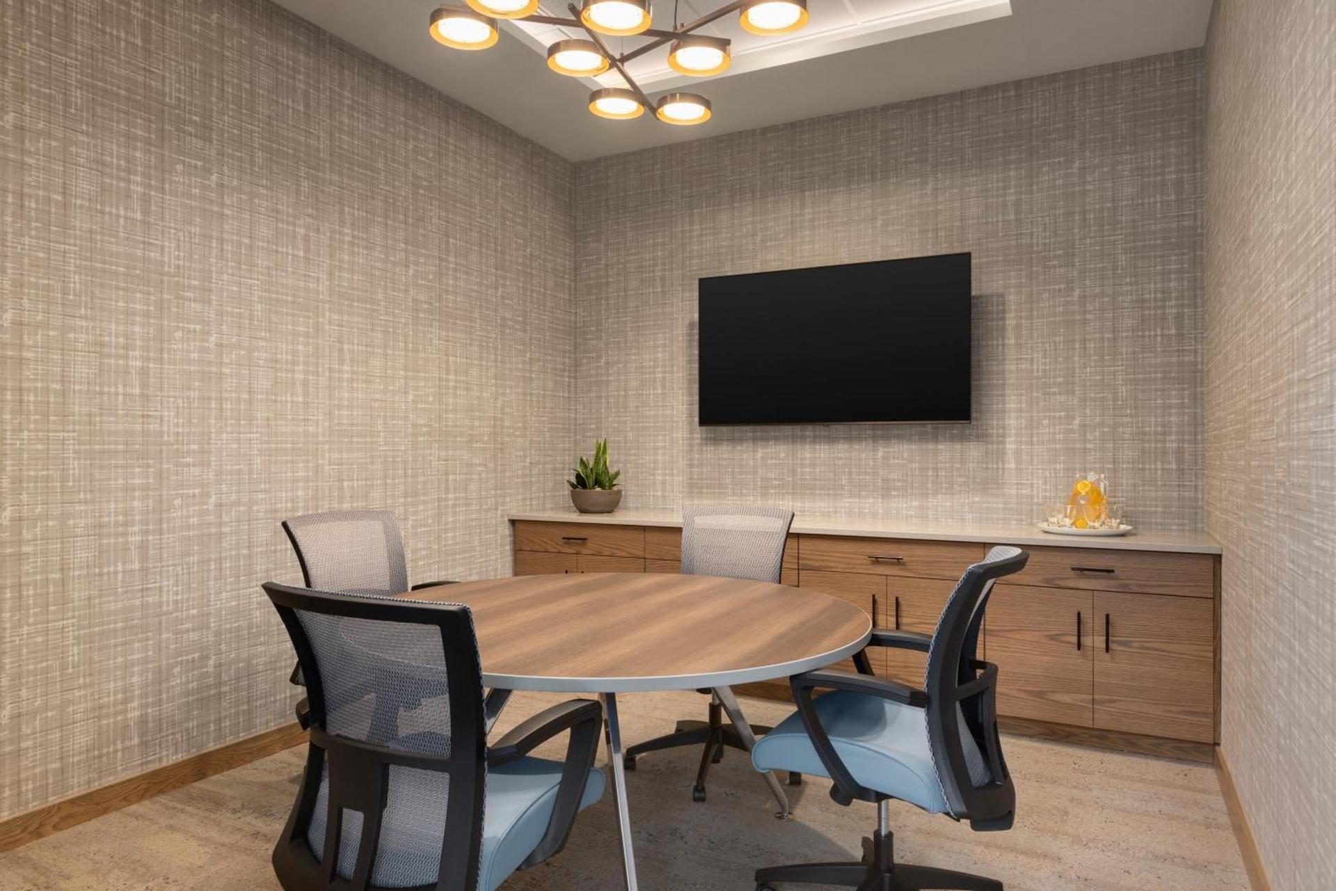 Staybridge Suites Rochester - Mayo Clinic Area by IHG photo 37