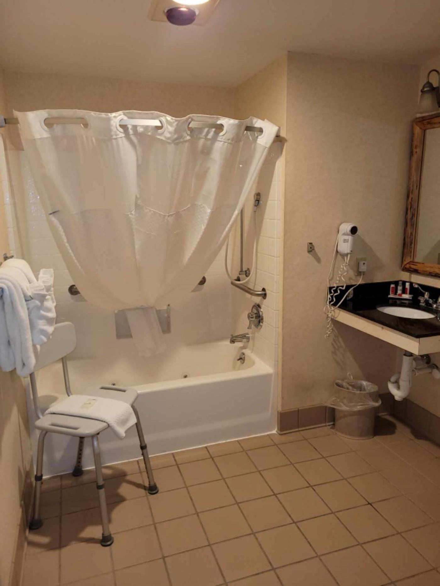 Studio 6 Suites Butte MT I-90 I-15 photo 23
