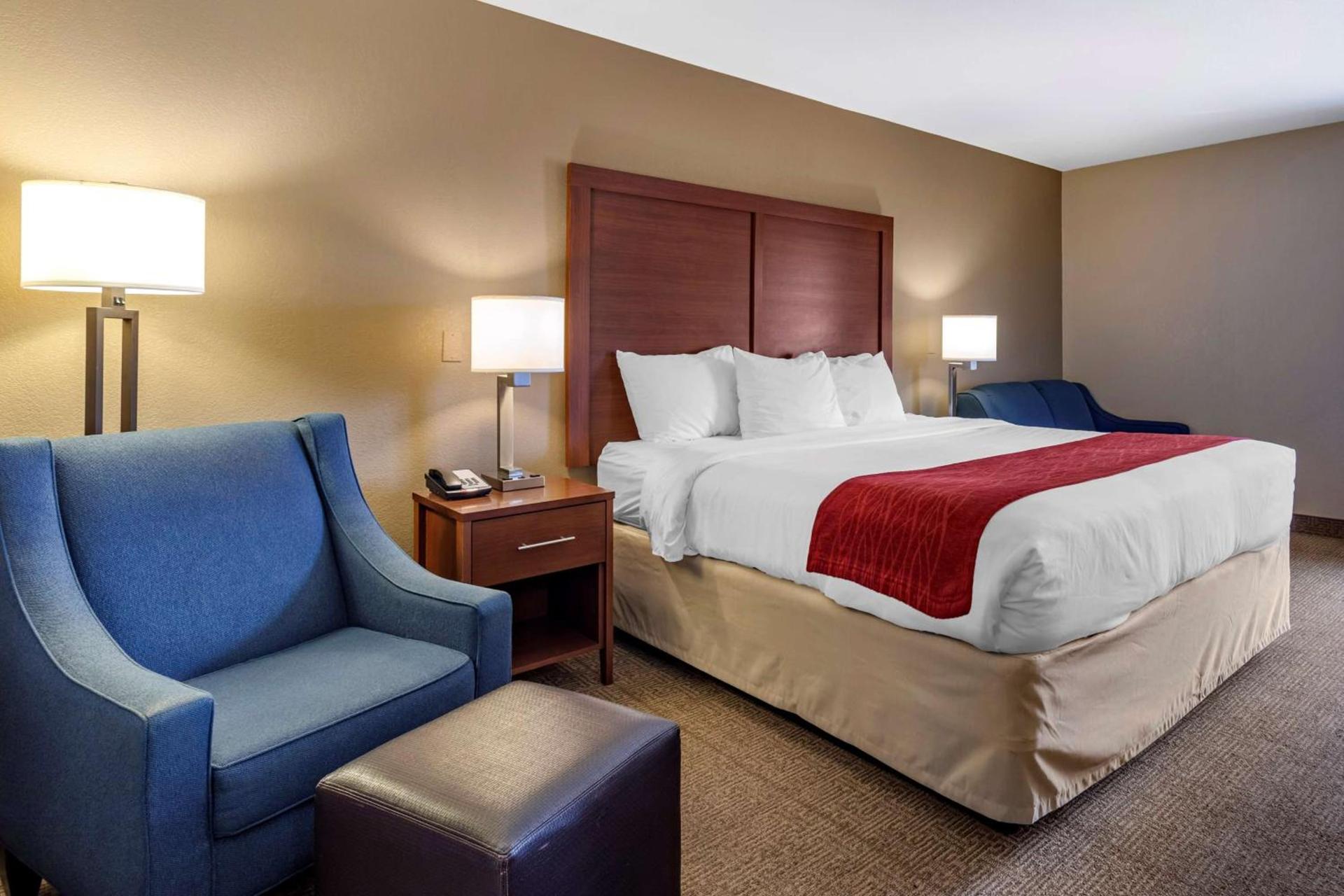Comfort Inn Biltmore West photo 14