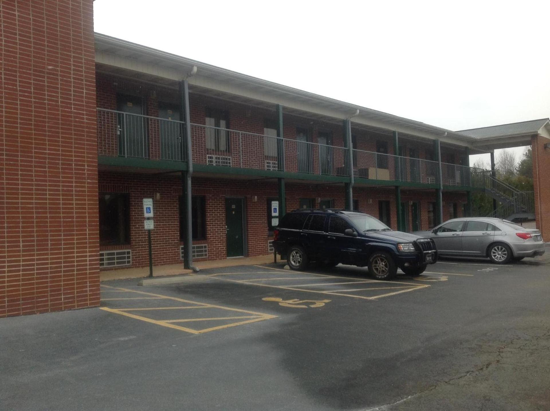 HighWay Inn photo 10