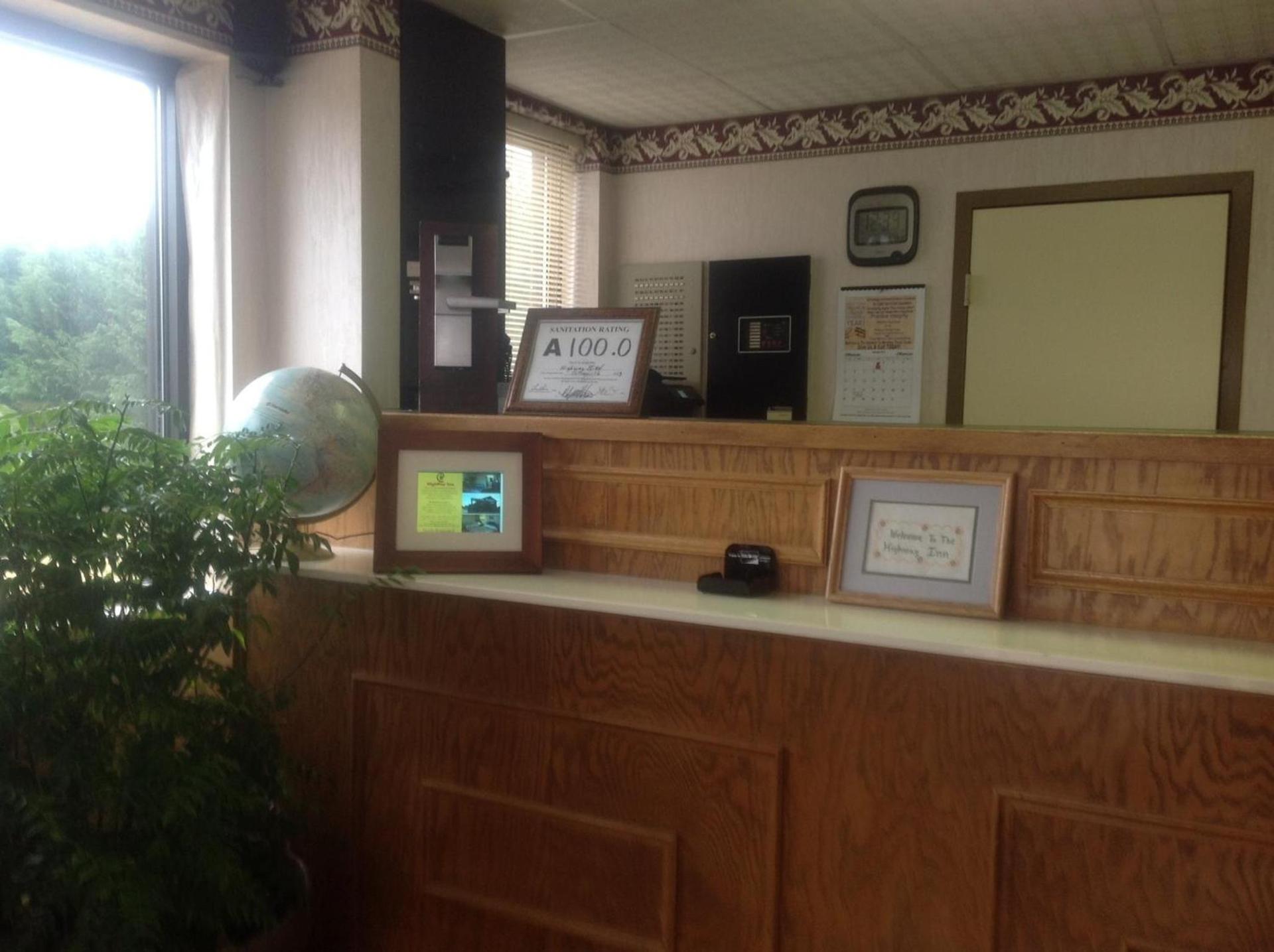 HighWay Inn photo 12