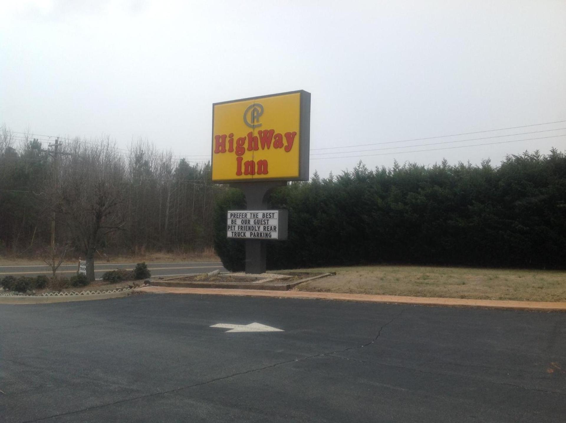 HighWay Inn photo 2
