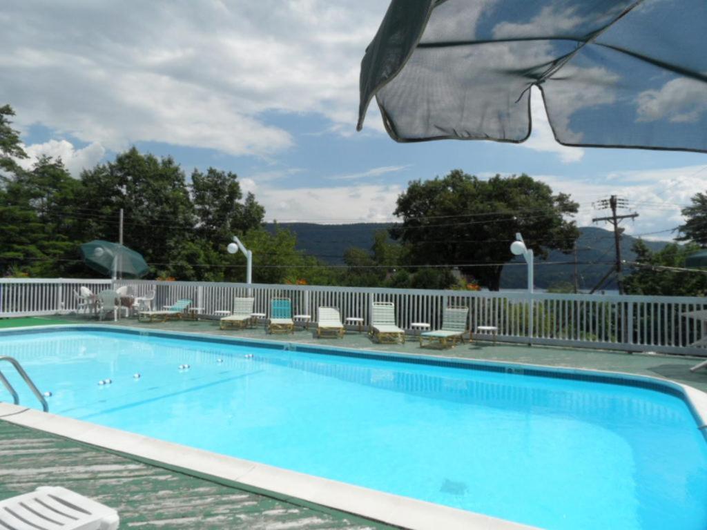 Pinebrook Motel photo 20