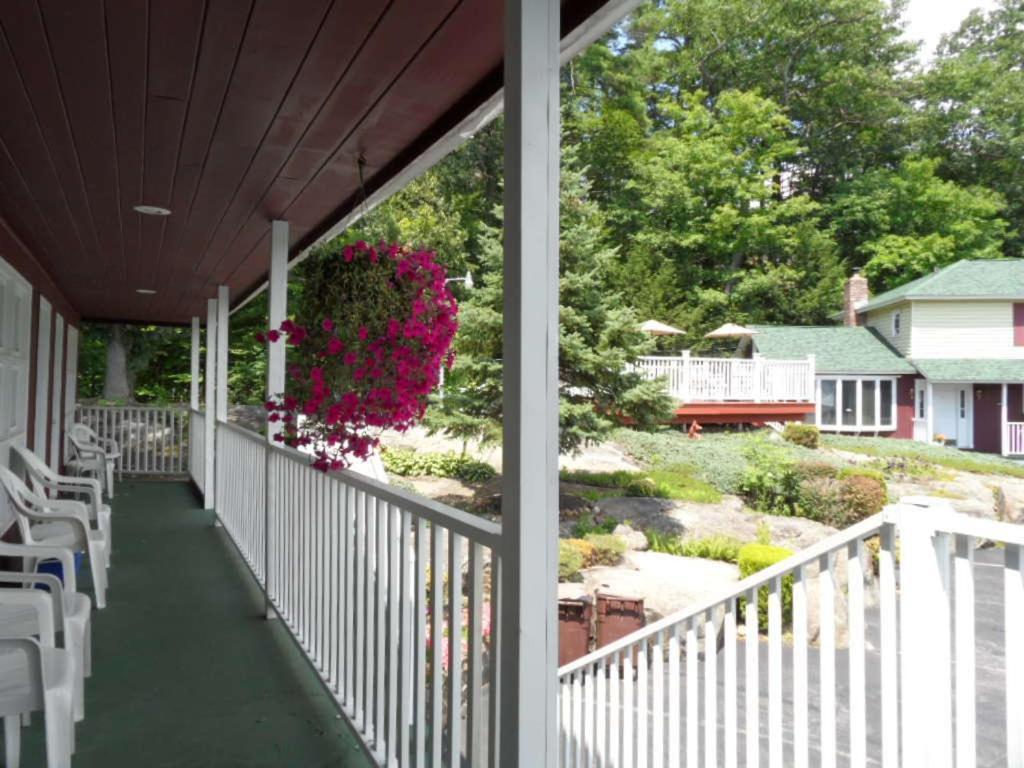 Pinebrook Motel photo 18