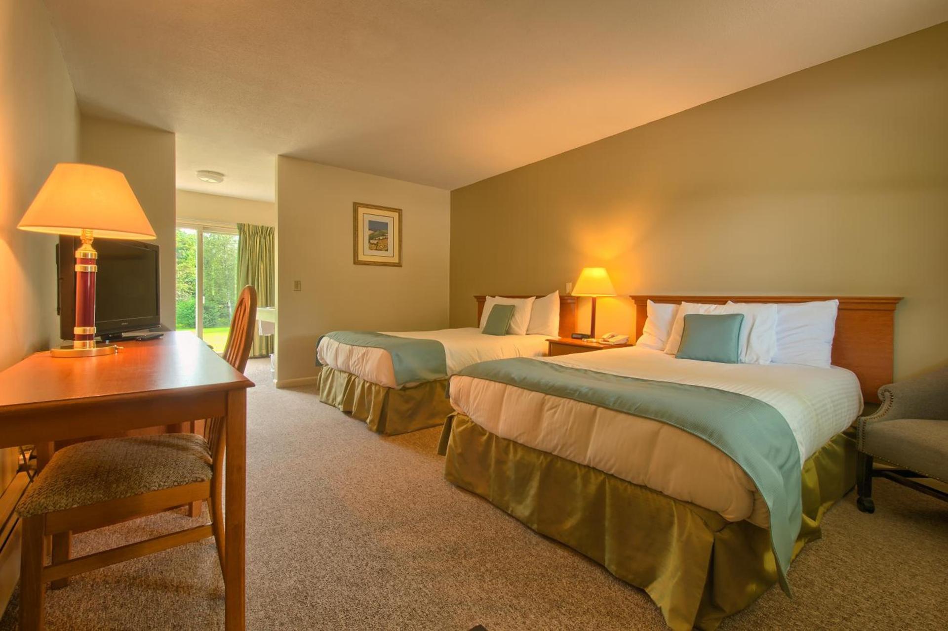 Sun & Ski Inn and Suites photo 50