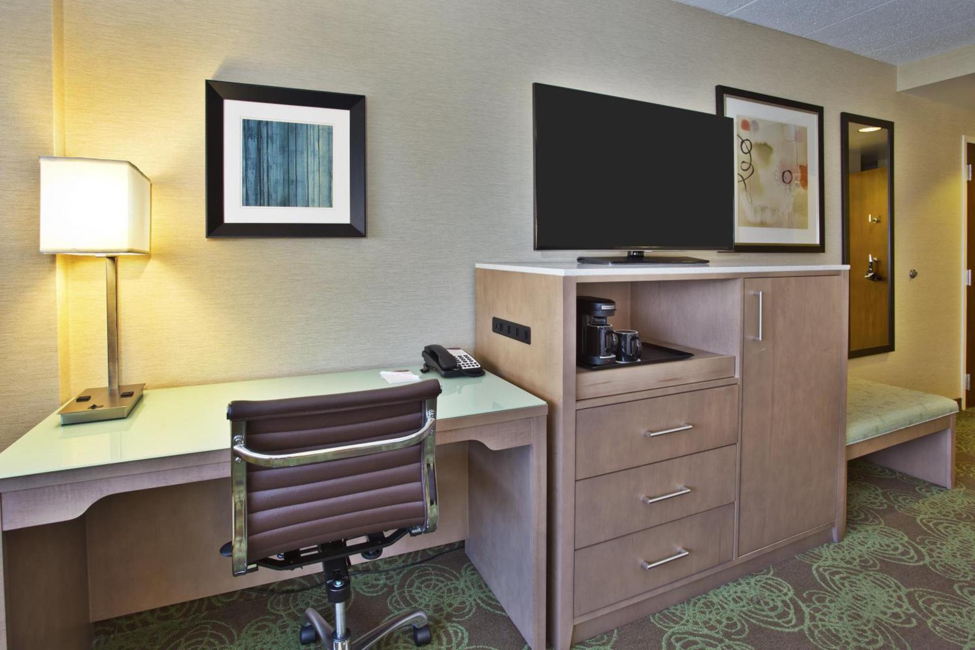 Crowne Plaza Lansing by IHG photo 20