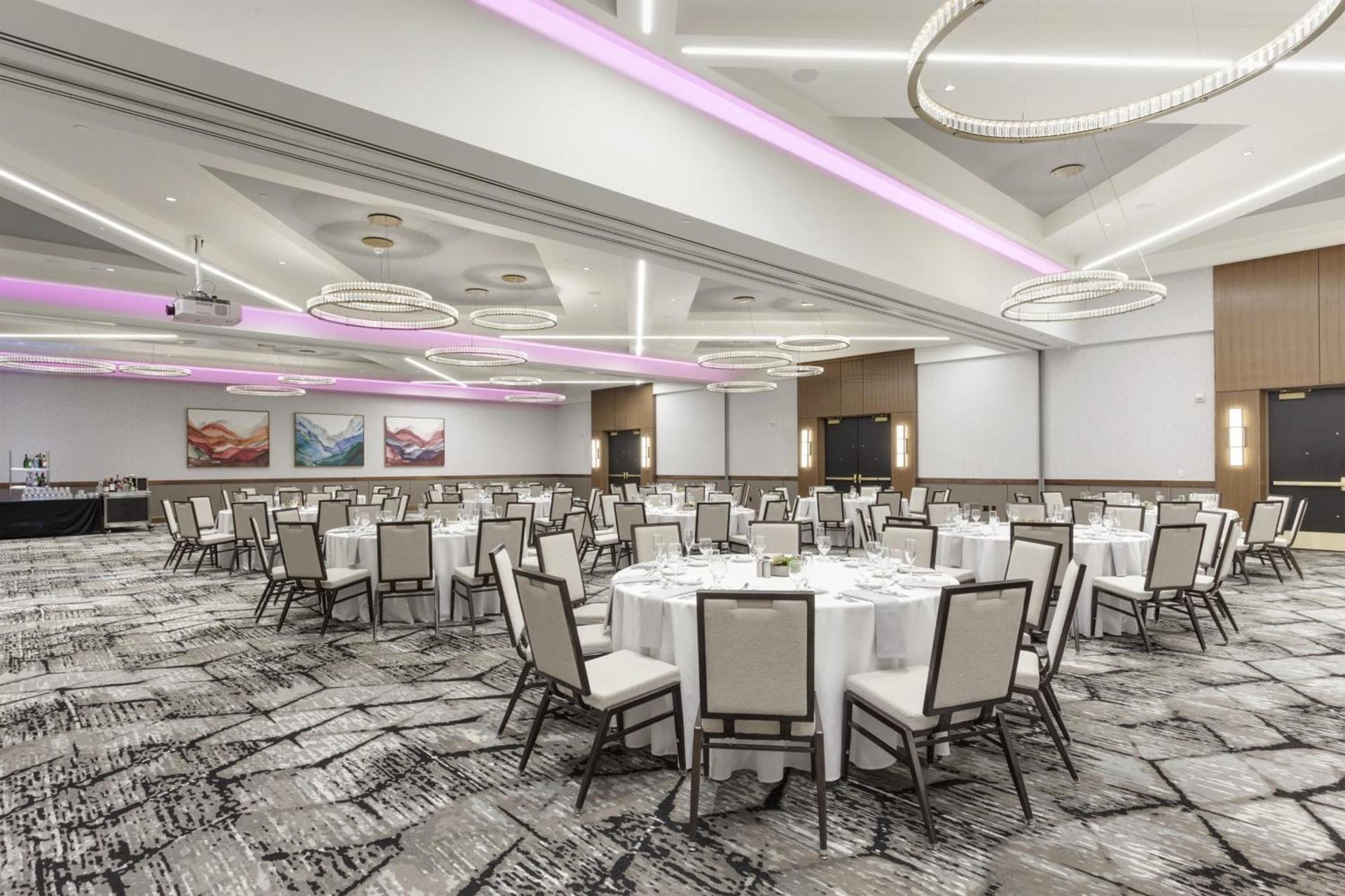 Crowne Plaza Lansing by IHG photo 41