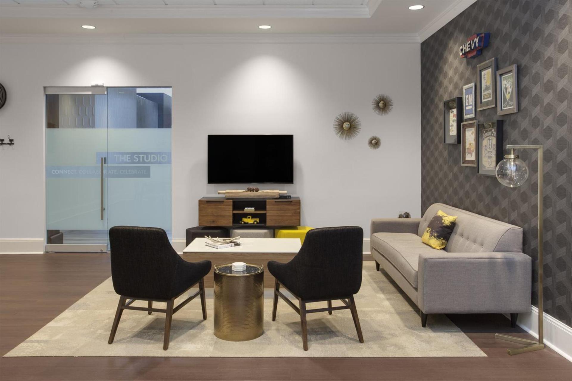 Crowne Plaza Lansing by IHG photo 70