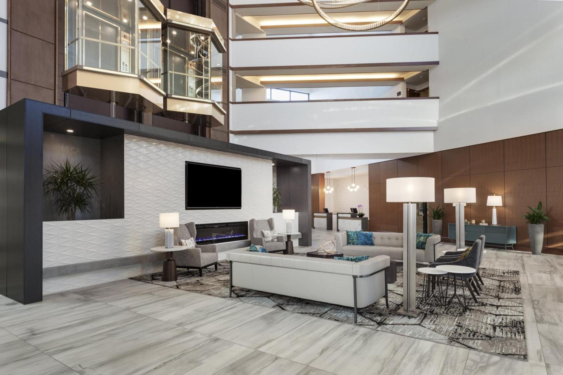Crowne Plaza Lansing by IHG photo 44