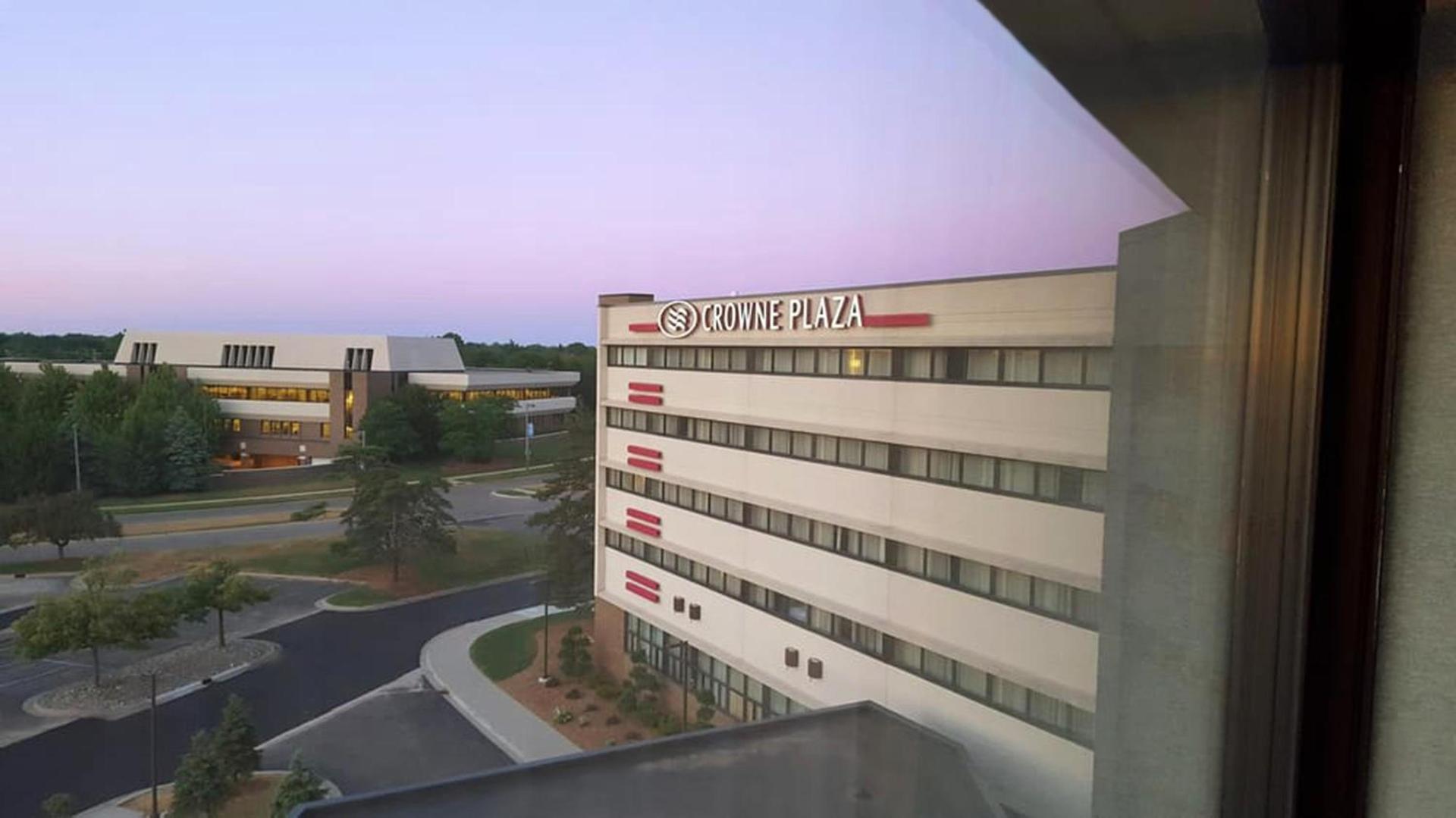 Crowne Plaza Lansing by IHG photo 1