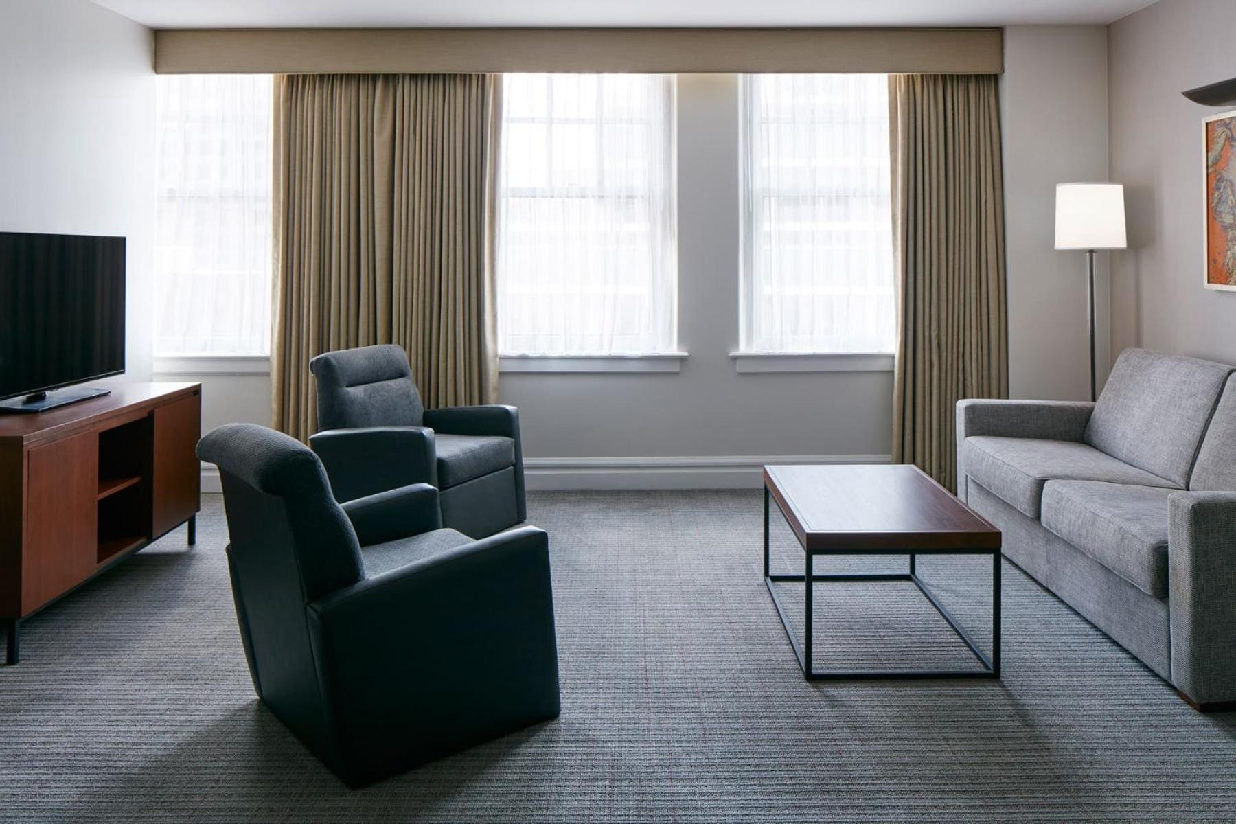Club Quarters Hotel Downtown, Houston photo 86