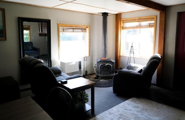 Hope Alaska's Bear Creek Lodge photo 66