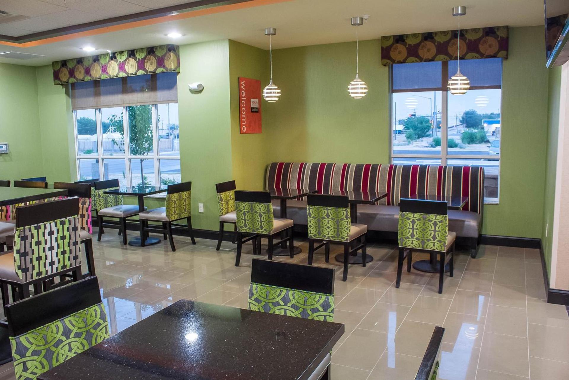 Comfort Inn & Suites Artesia photo 51