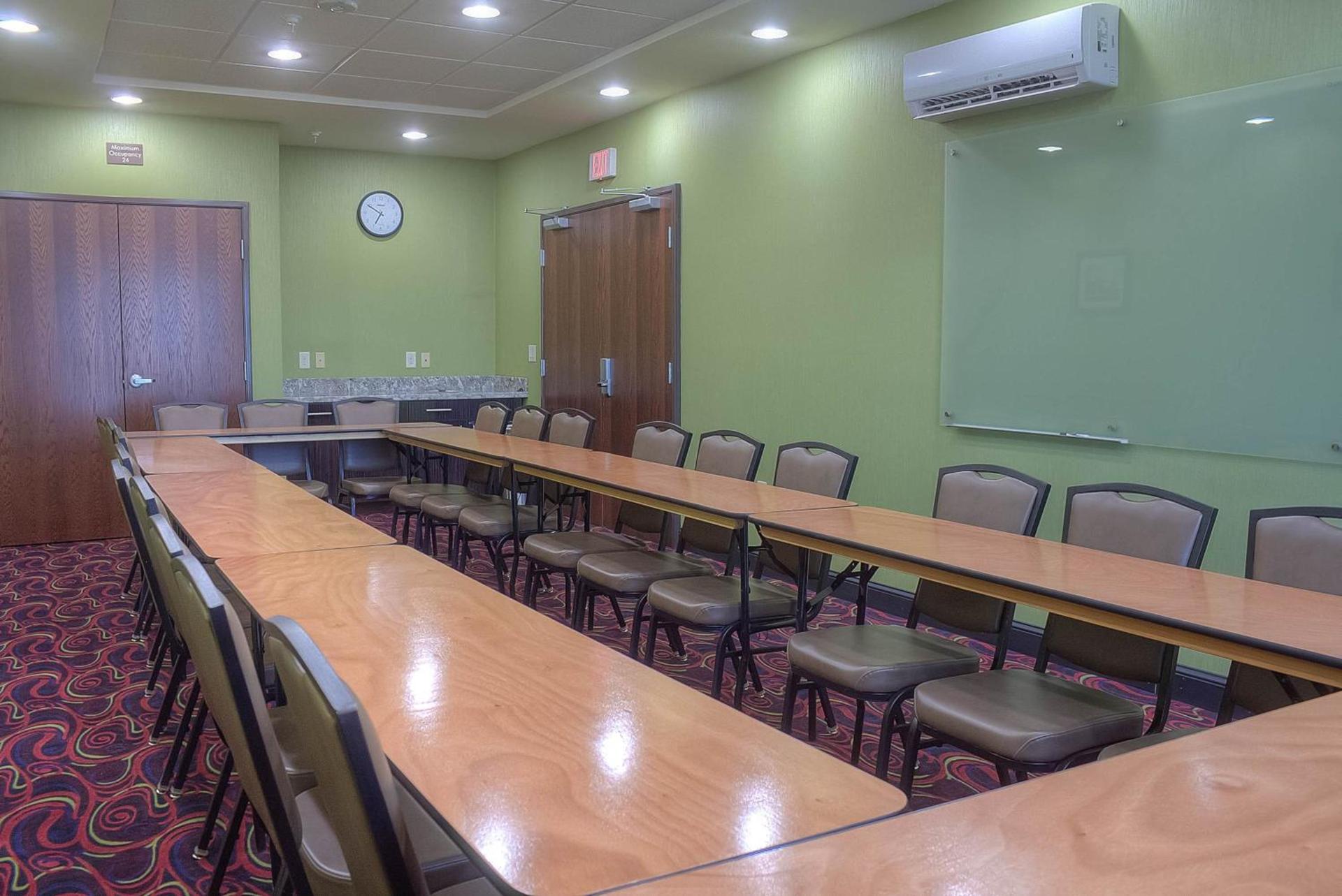 Comfort Inn & Suites Artesia photo 56