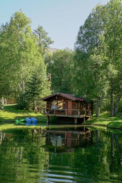 Hope Alaska's Bear Creek Lodge photo 74