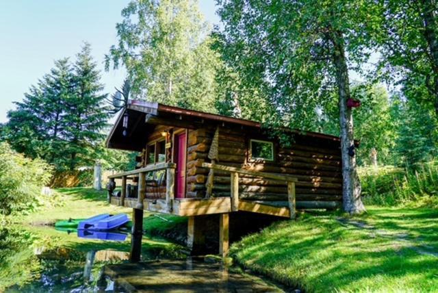 Hope Alaska's Bear Creek Lodge photo 87