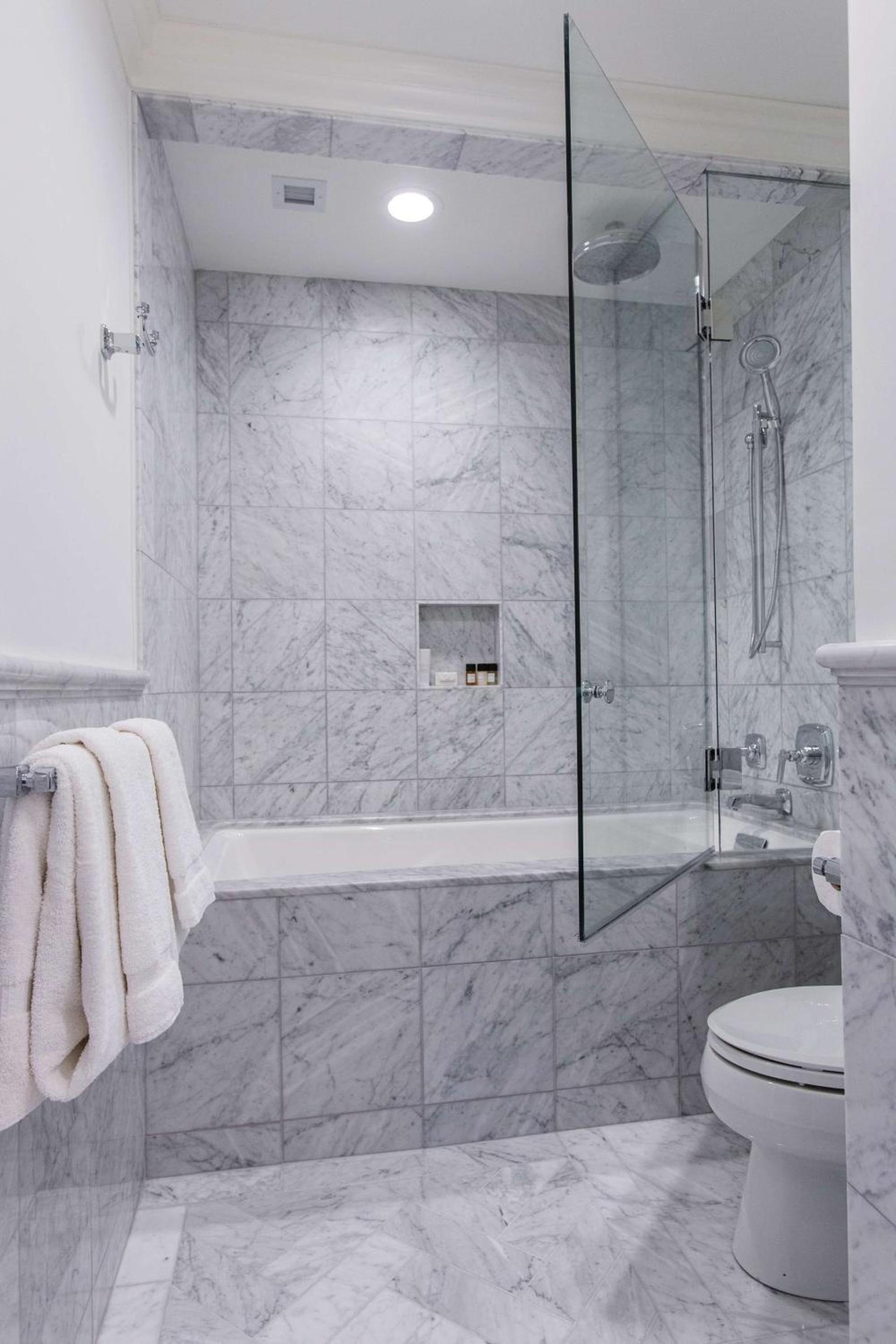 The Charleston Place photo 45