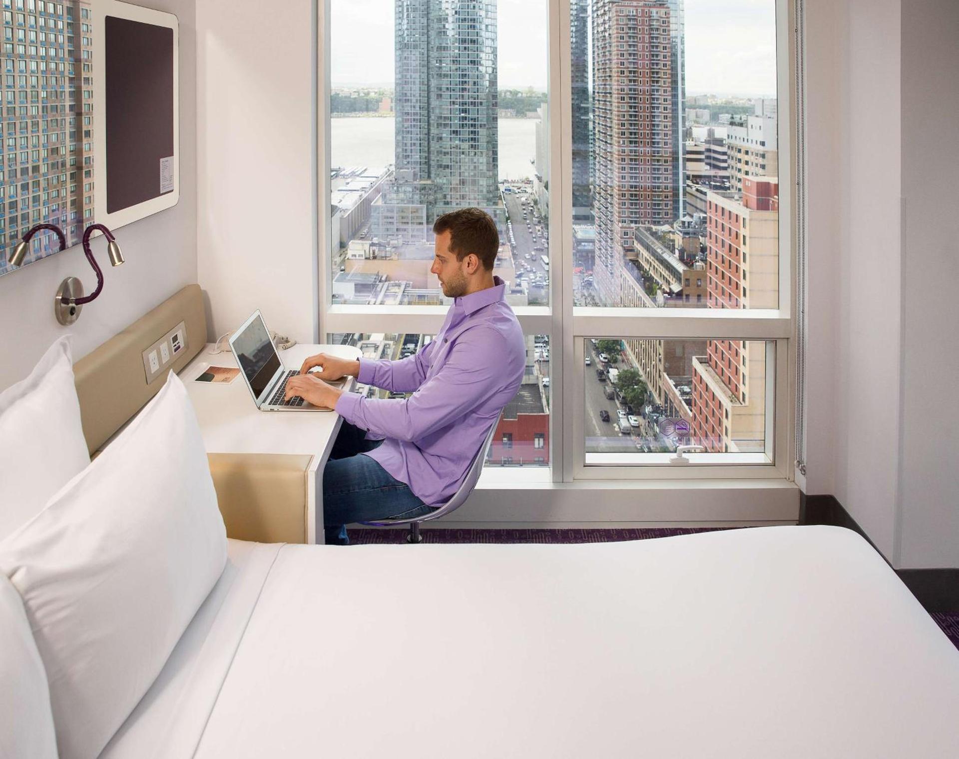 YOTEL New York Times Square photo 3