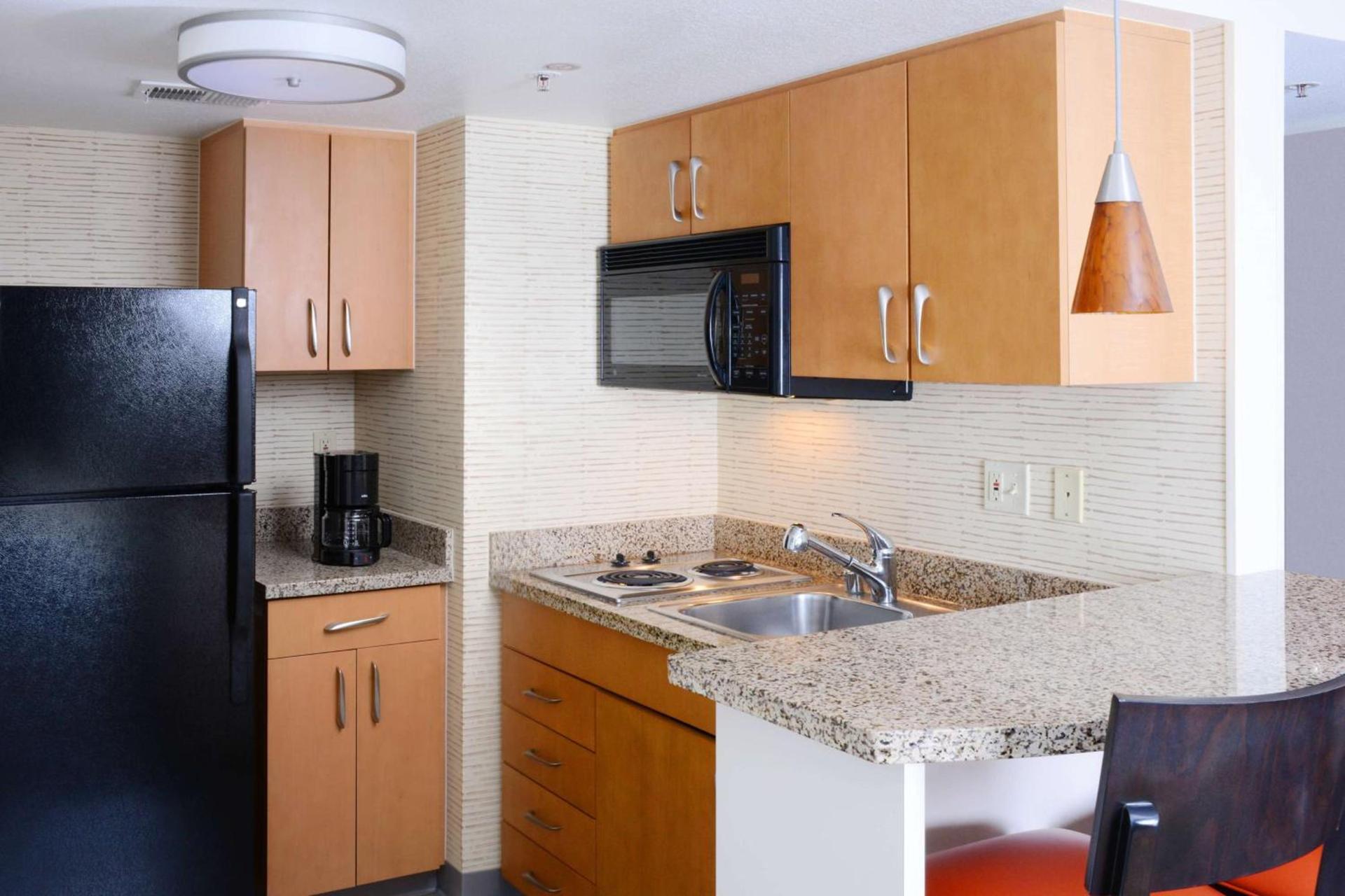 Sonesta ES Suites Dallas Medical Market Center photo 12