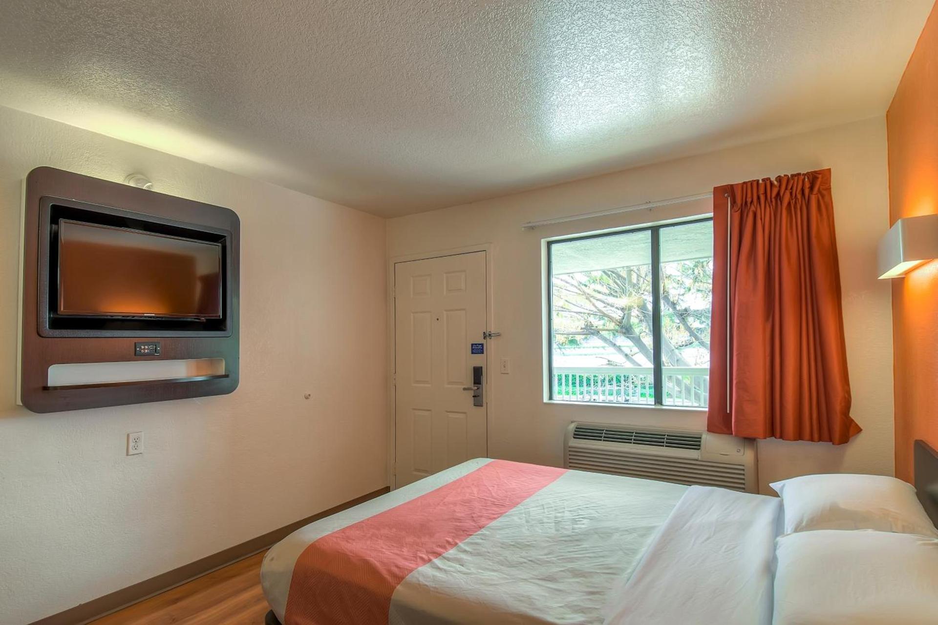 Motel 6-Arcadia, CA - Los Angeles - Pasadena Area photo 62