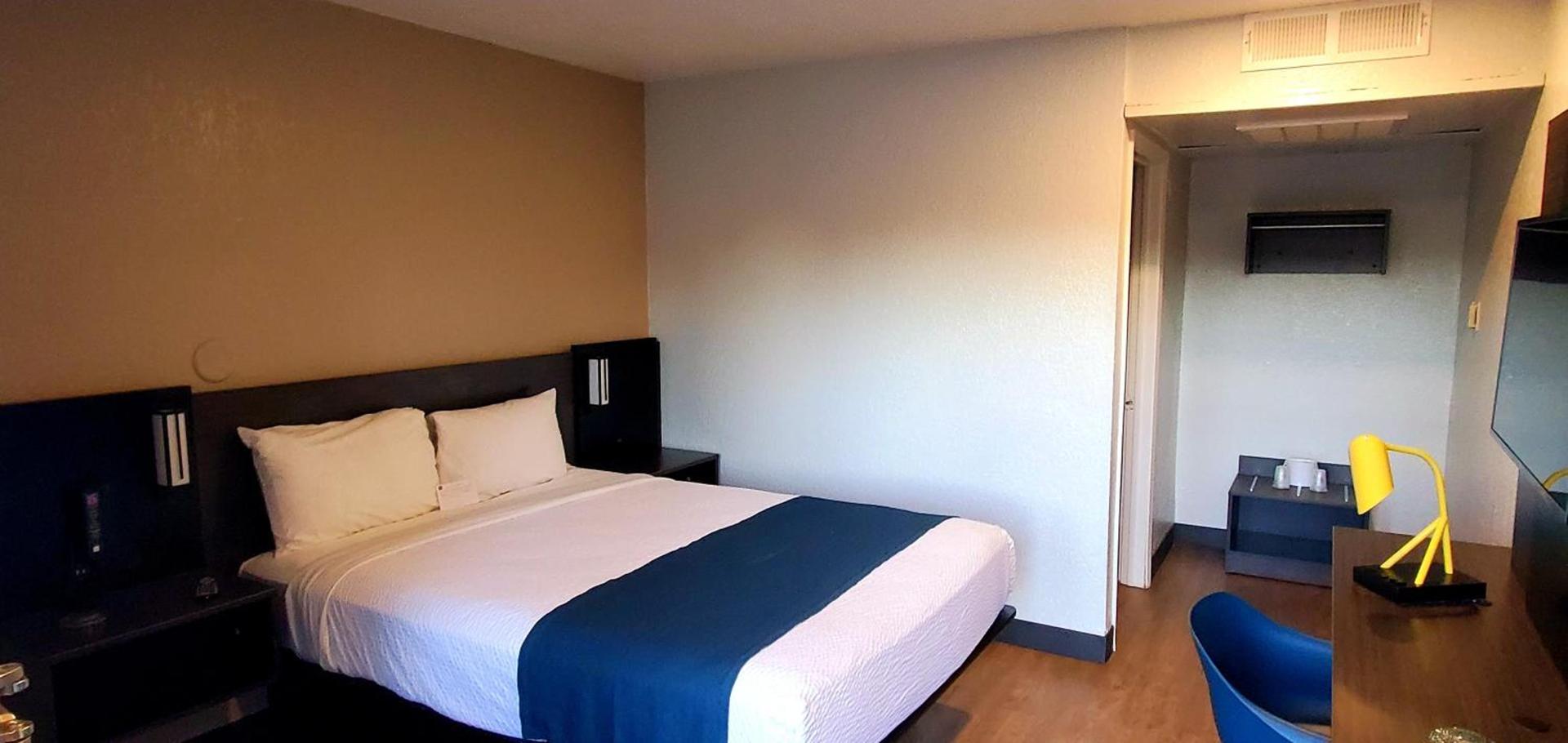 Motel 6-Palmdale, CA photo 46